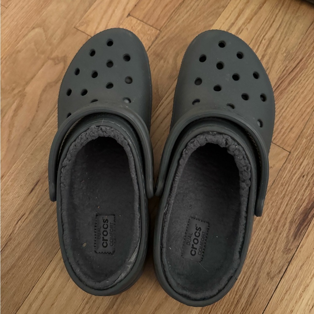 Men’s crocs with fur